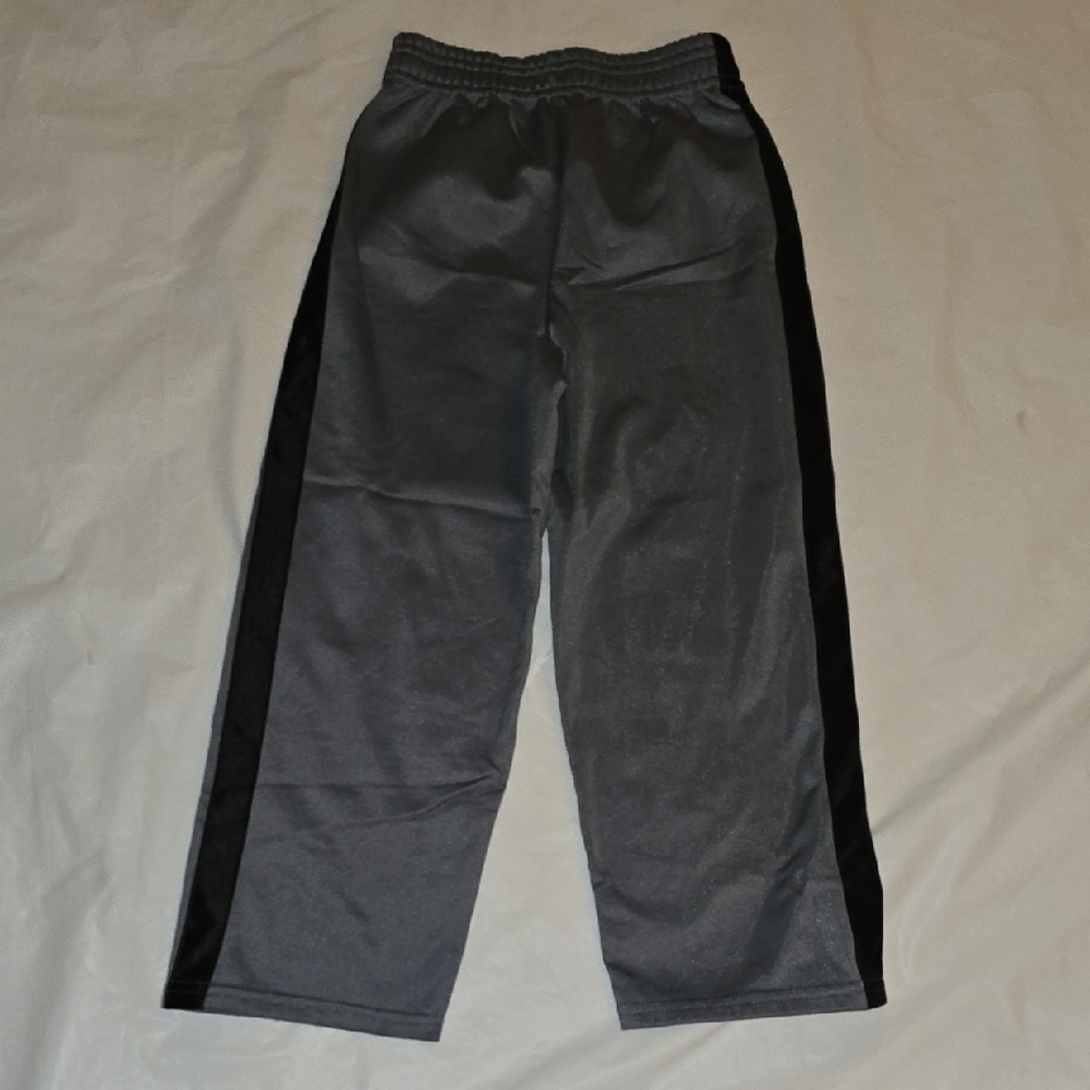 Garanimals Boys Gray & Black Sweatpants 5T